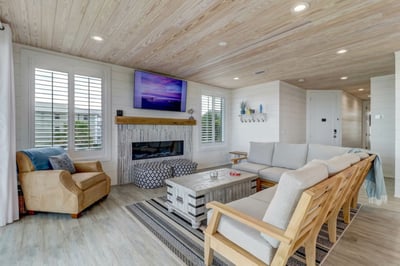 Luxury Villa Photo #18