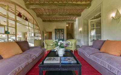 Luxury Villa Photo #8