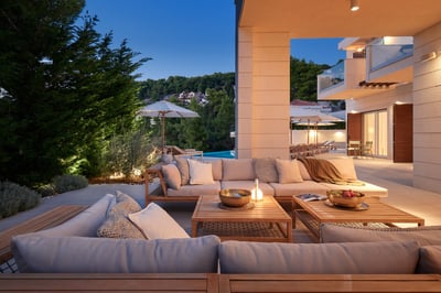 Luxury Villa Photo #35
