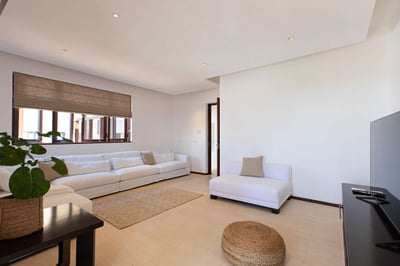 Luxury Villa Photo #18