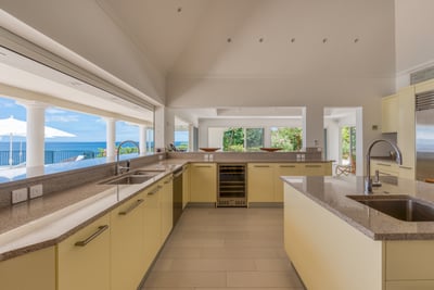 Luxury Villa Photo #21