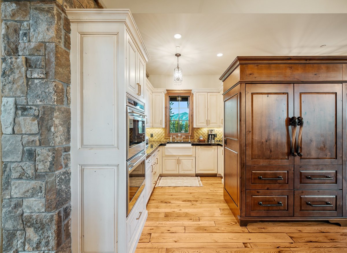 The Last Best Chalet