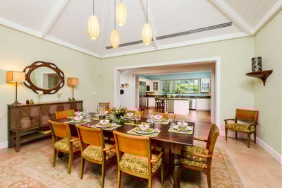 Luxury Villa Photo #12