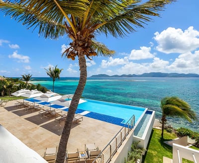 Luxury Villa Photo #11