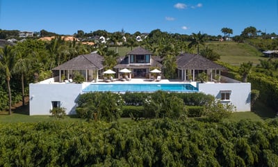 Luxury Villa Photo #2