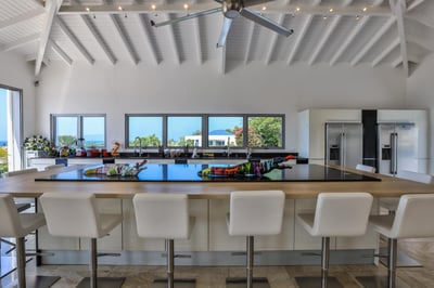 Luxury Villa Photo #13