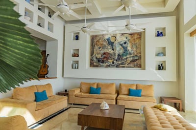 Luxury Villa Photo #11