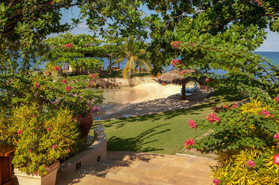 Luxury Villa Photo #12