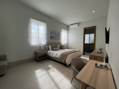 Luxury Villa Photo #10
