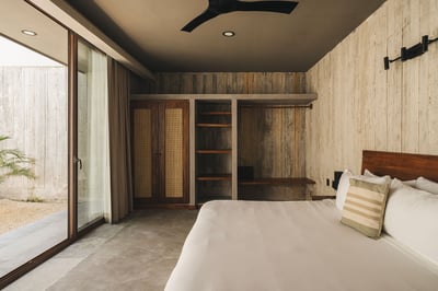 Luxury Villa Photo #44
