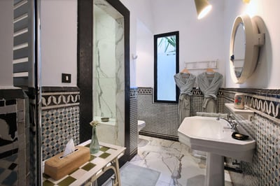 Luxury Villa Photo #20