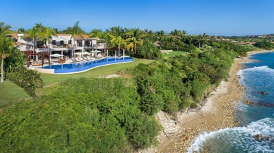 Luxury Villa Photo #49