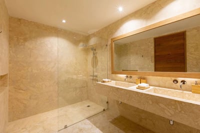Luxury Villa Photo #21