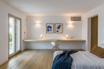 Luxury Villa Photo #45