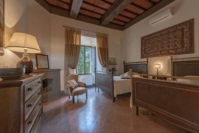 Luxury Villa Photo #36