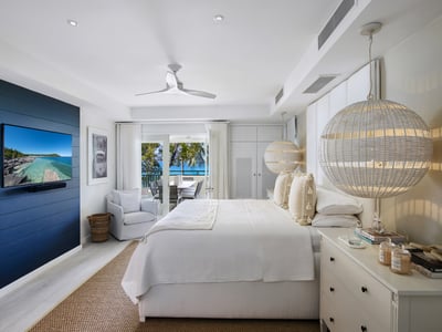 Luxury Villa Photo #10