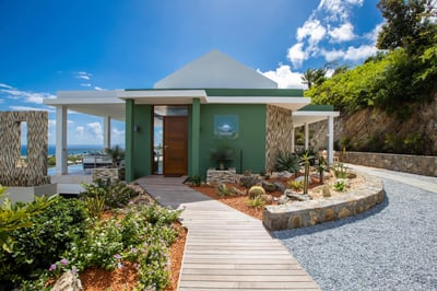 Luxury Villa Photo #11
