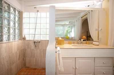 Luxury Villa Photo #27