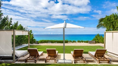 Luxury Villa Photo #3