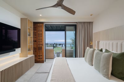 Luxury Villa Photo #42