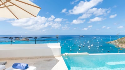 Luxury Villa Photo #6