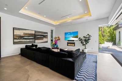 Luxury Villa Photo #37