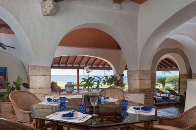 Luxury Villa Photo #9