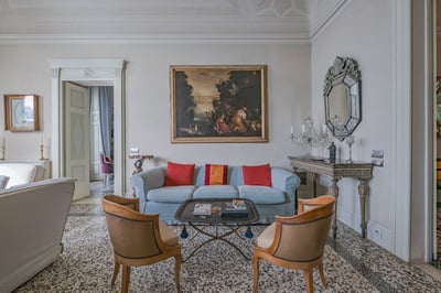 Luxury Villa Photo #19