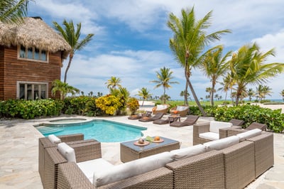 Luxury Villa Photo #11