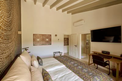 Luxury Villa Photo #33