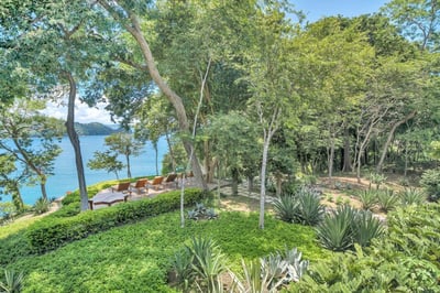 Luxury Villa Photo #13