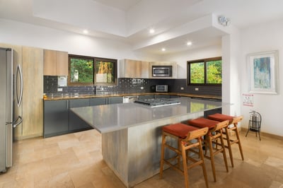 Luxury Villa Photo #20