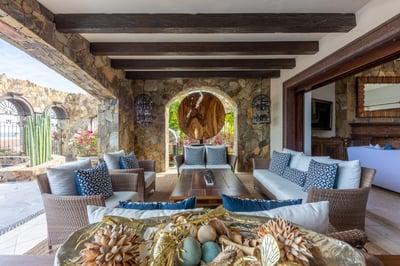 Luxury Villa Photo #19