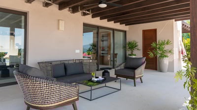 Luxury Villa Photo #10