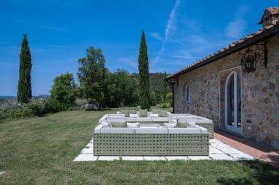 Luxury Villa Photo #11