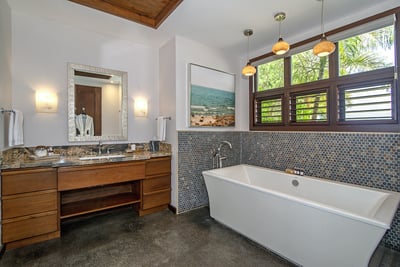 Luxury Villa Photo #44