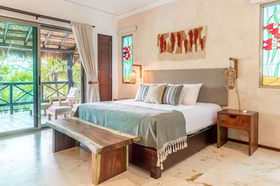 Luxury Villa Photo #32