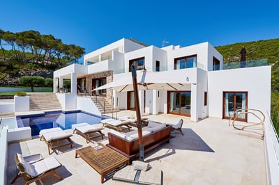 Luxury Villa Photo #5