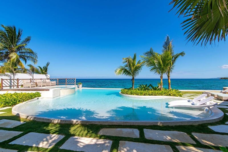 Tradewinds on the Sea