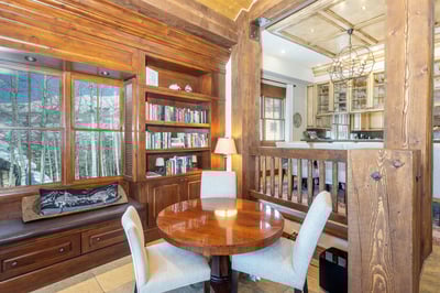 Luxury Villa Photo #9