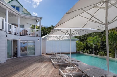 Luxury Villa Photo #9