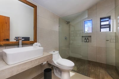 Luxury Villa Photo #24