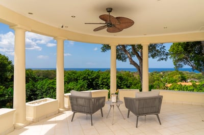 Luxury Villa Photo #38