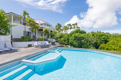 Luxury Villa Photo #7