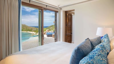 Luxury Villa Photo #18