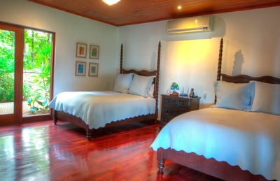 Luxury Villa Photo #20