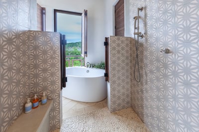 Luxury Villa Photo #14