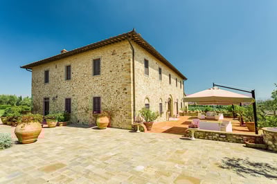 Luxury Villa Photo #3