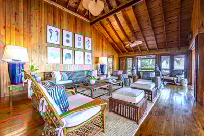 Luxury Villa Photo #25