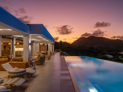 Luxury Villa Photo #51